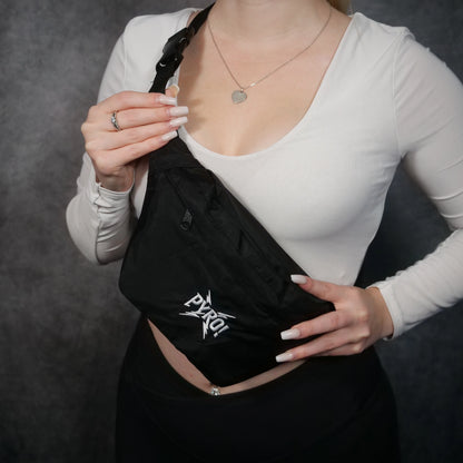 Pyro Bauchtasche – Mit gesticktem "Pyro!"
