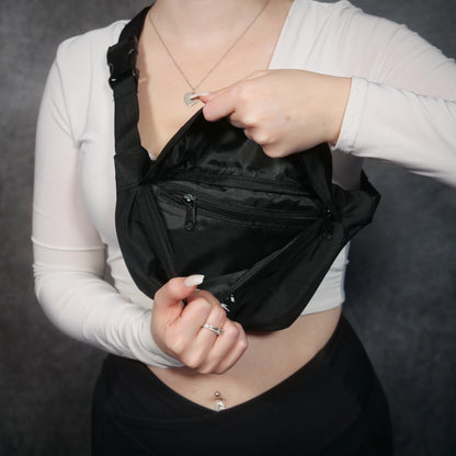 Pyro Bauchtasche – Mit gesticktem "Pyro!"