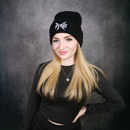 Mütze mit Stick "PYRO!"