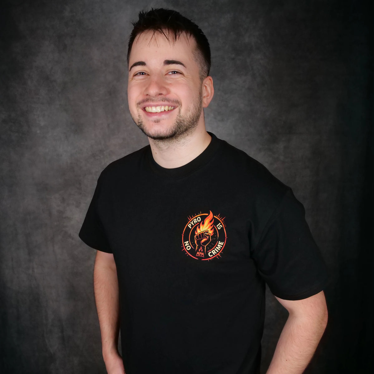 Pyro No PYRO IS NO CRIME T-Shirt 2025 | Orange Edition | MrPyroManager Shop ...