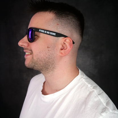 PYRO IS NO CRIME Sonnenbrille – Upgrade Version